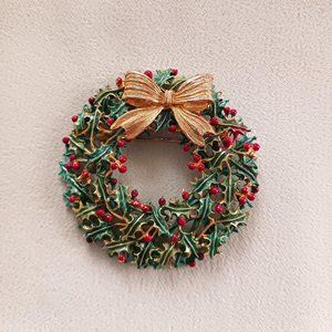 Vintage Weiss Wreath Brooch Large